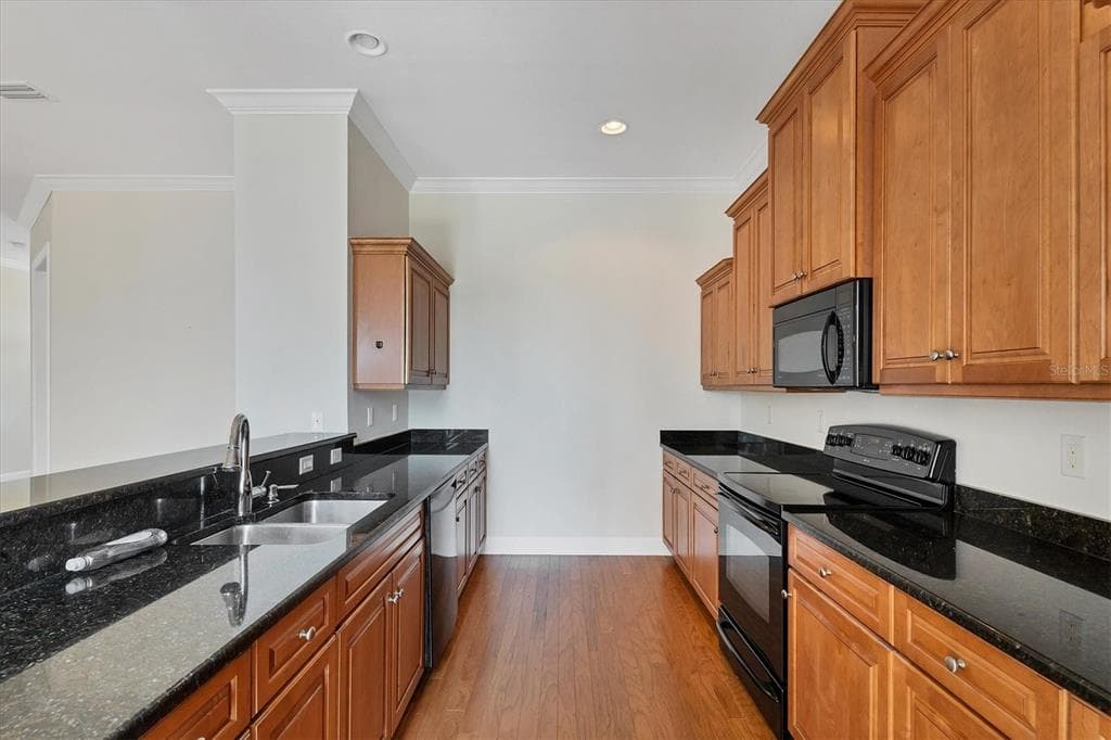 11708 ANGLERS CLUB DRIVE 125 photo 9