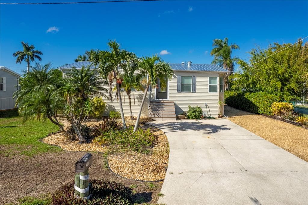 3101 BAMBOO COURT 2