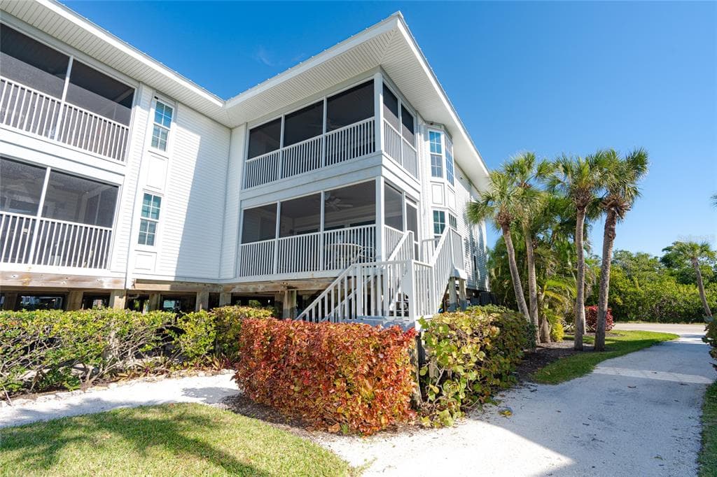 7450 PALM ISLAND DRIVE 3411 photo 2