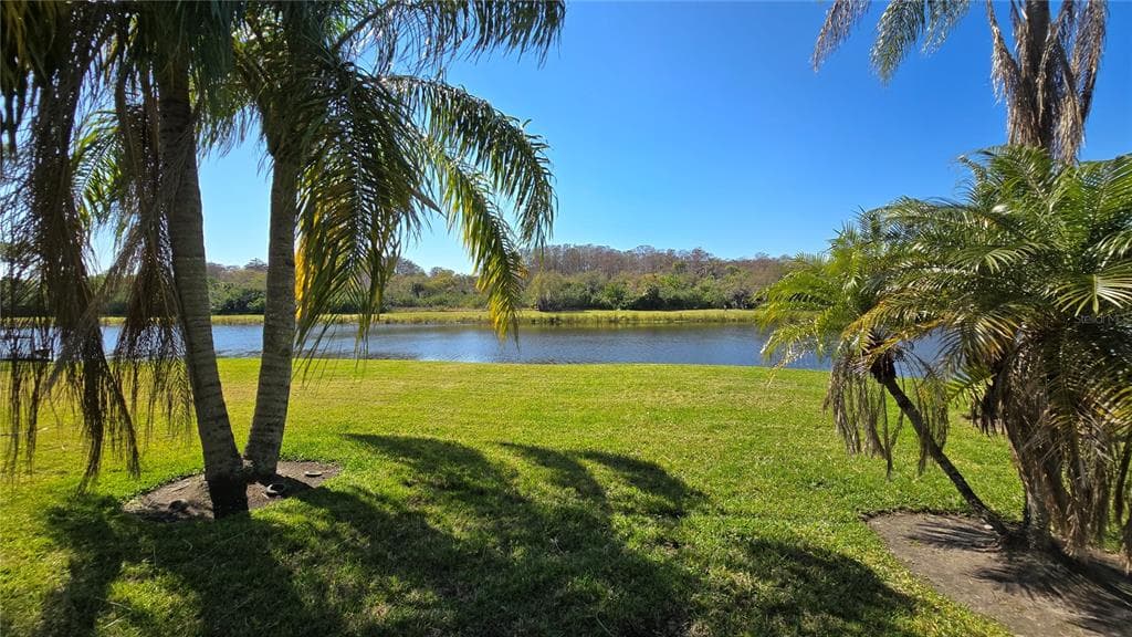 1648 LAGO VISTA BOULEVARD photo 11