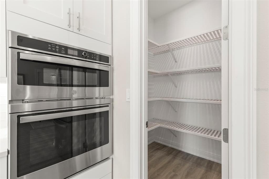 47A BAYVIEW COURT S photo 16