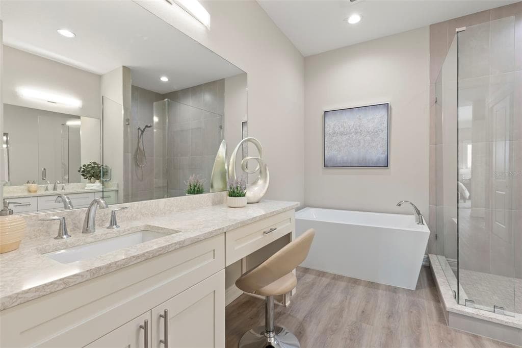 47A BAYVIEW COURT S photo 22