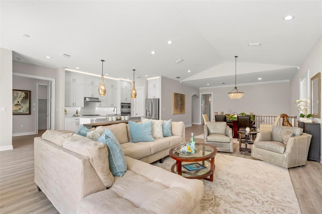 47A BAYVIEW COURT S photo 8