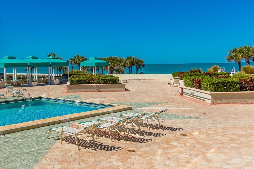 1380 GULF BOULEVARD 307 photo 15