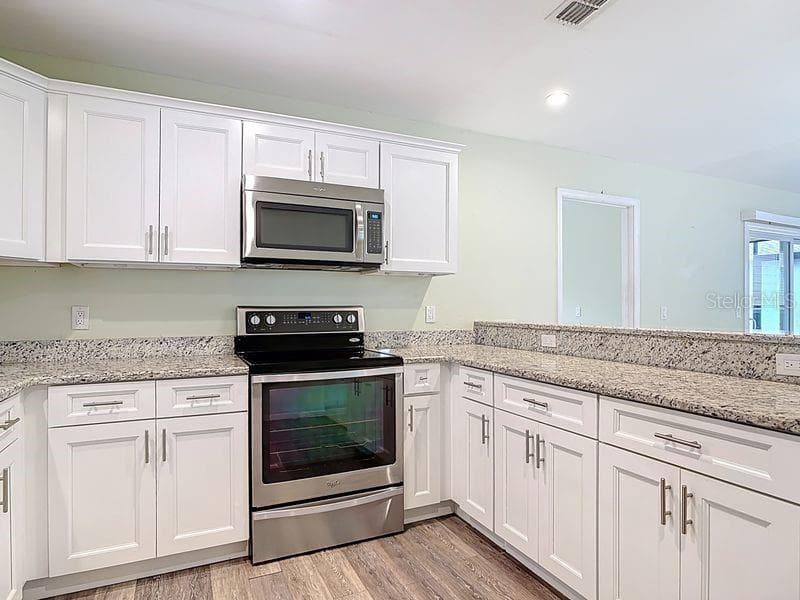 7 CRANDELL COURT photo 13