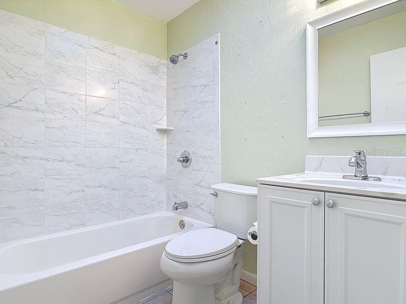 7 CRANDELL COURT photo 17