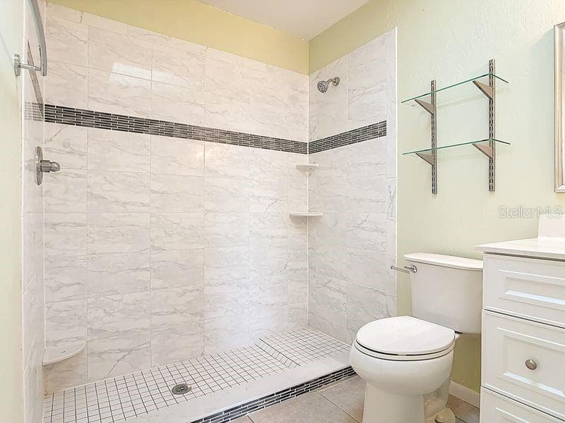 7 CRANDELL COURT photo 24