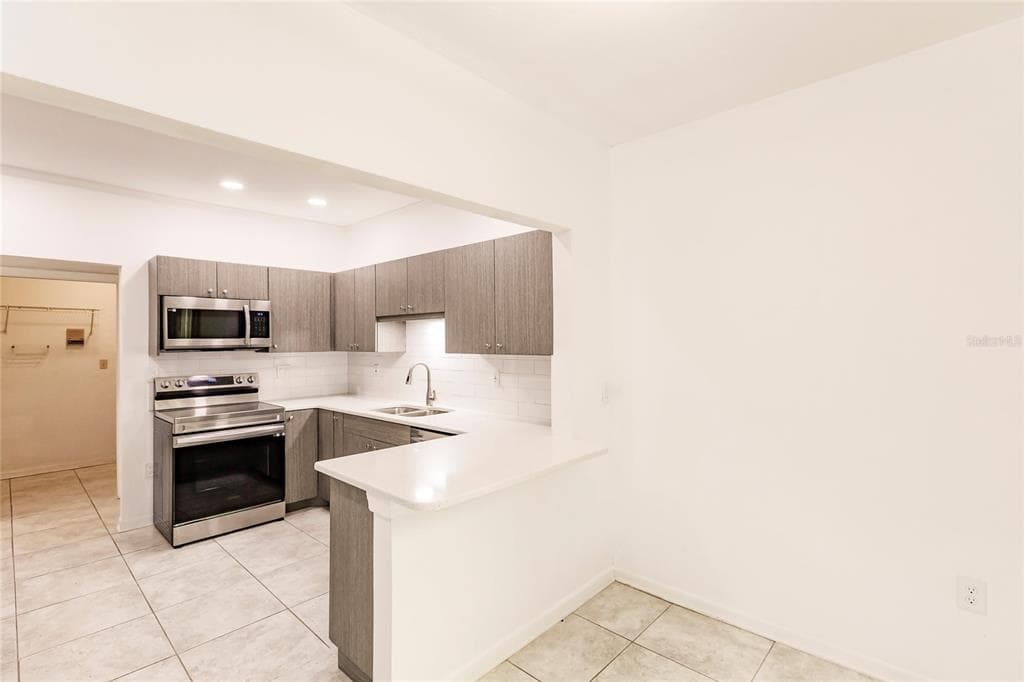 12908 SW DOUG DRIVE photo 15
