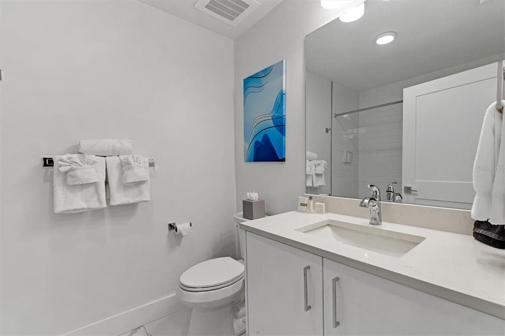 11500 GULF BOULEVARD 610 photo 23