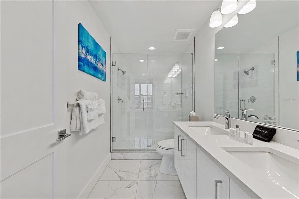 11500 GULF BOULEVARD 610 photo 16
