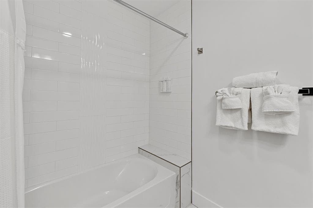 11500 GULF BOULEVARD 610 photo 24