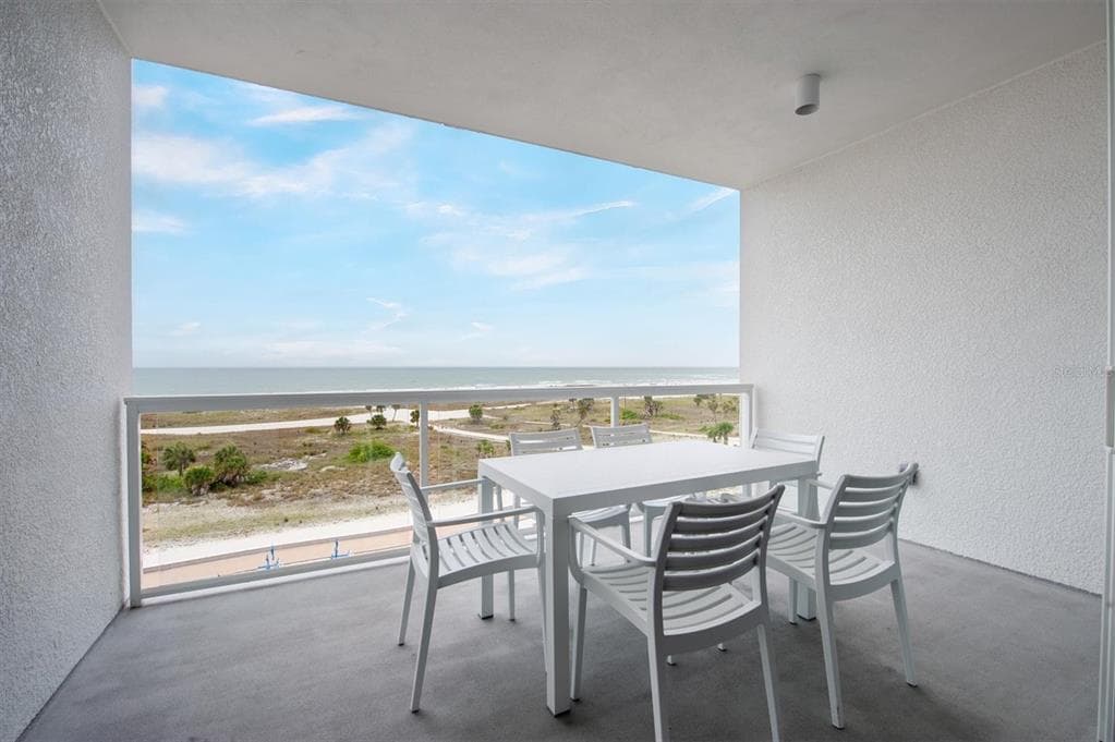11500 GULF BOULEVARD 610 photo 15