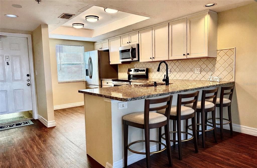 2320 TERRA CEIA BAY BOULEVARD 203 photo 4