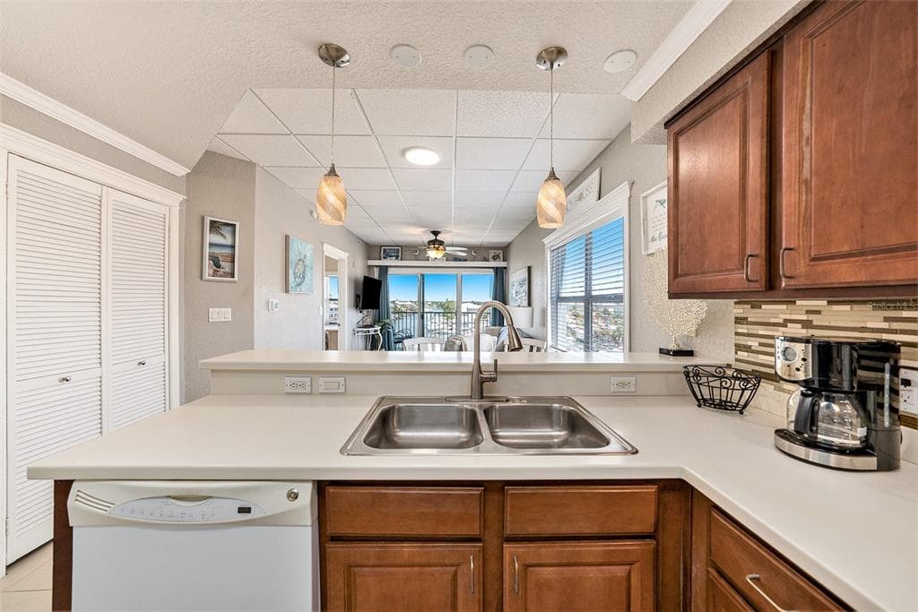 13999 GULF BOULEVARD 406 photo 14