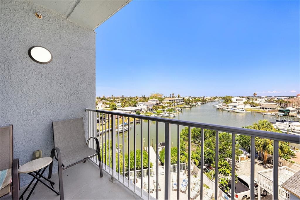 13999 GULF BOULEVARD #406 4