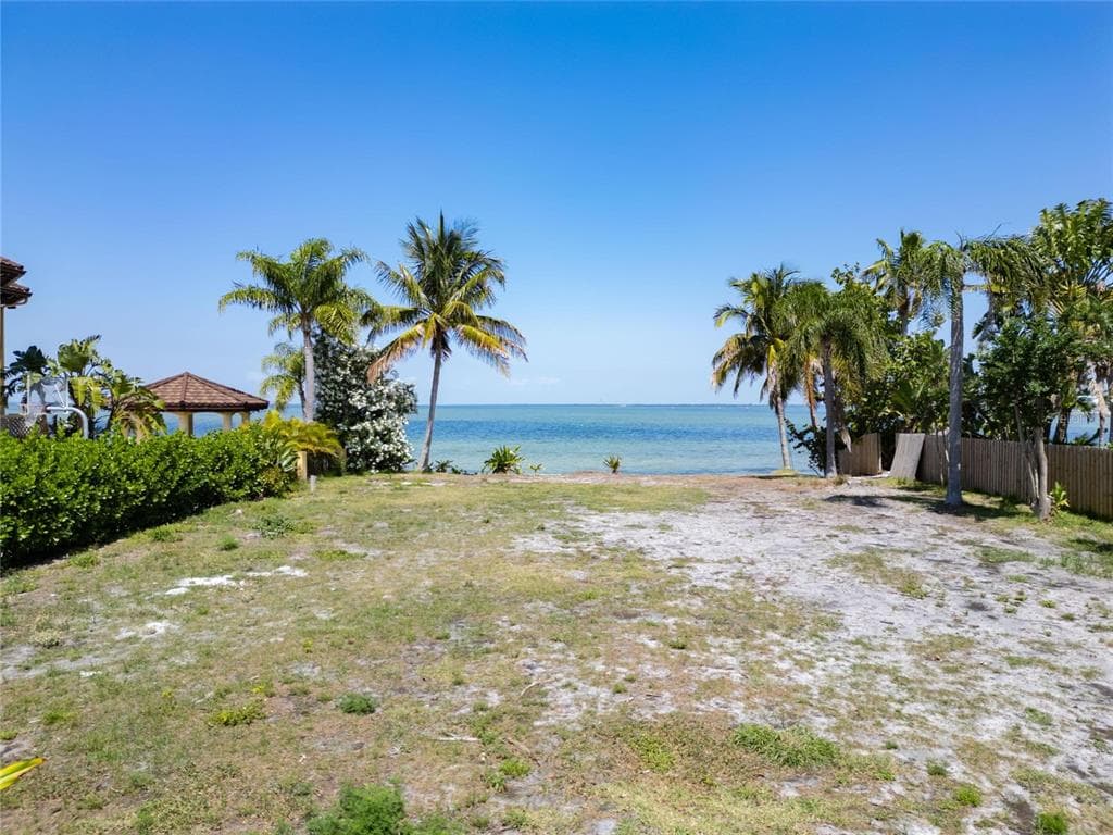 1013 SYMPHONY ISLES BOULEVARD photo 5
