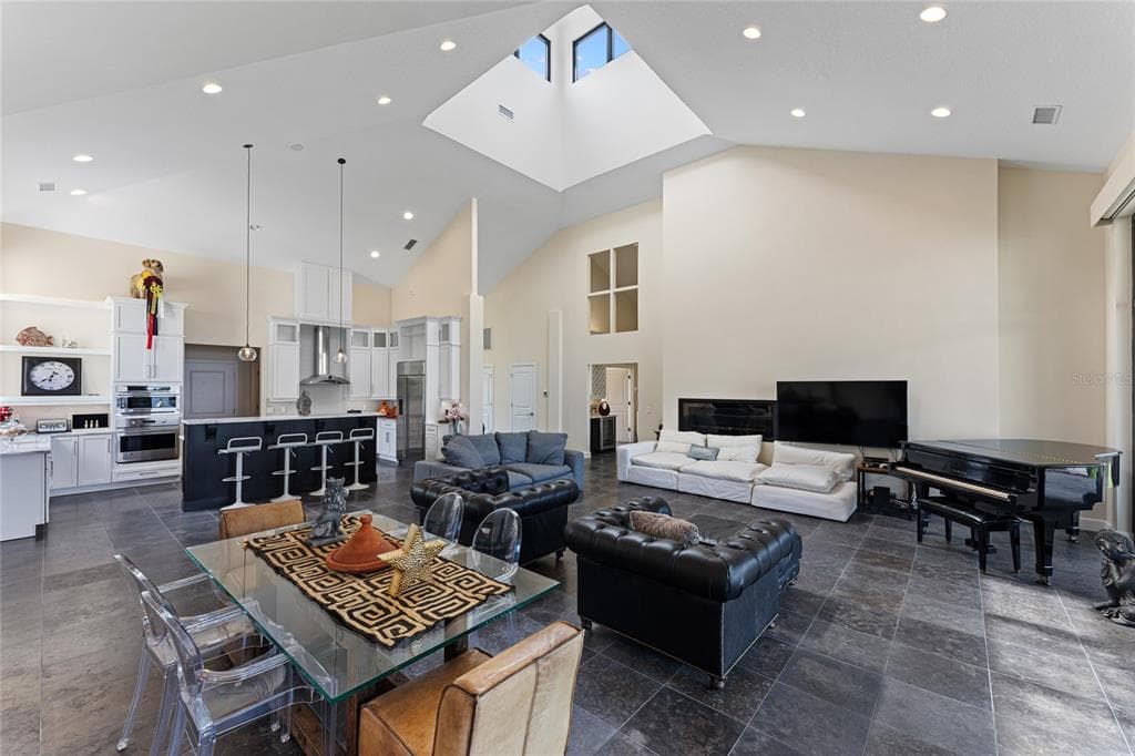 200 JOHN ANDERSON DRIVE photo 20