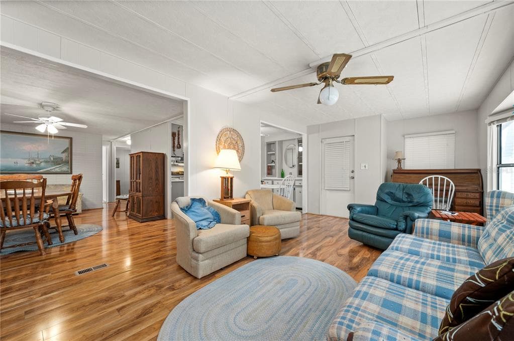 731 TANGERINE COURT photo 20