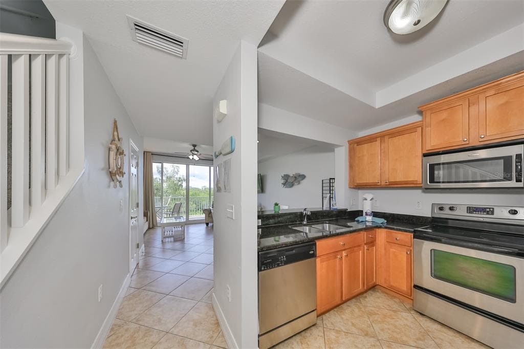 3226 MANGROVE POINT DRIVE photo 11