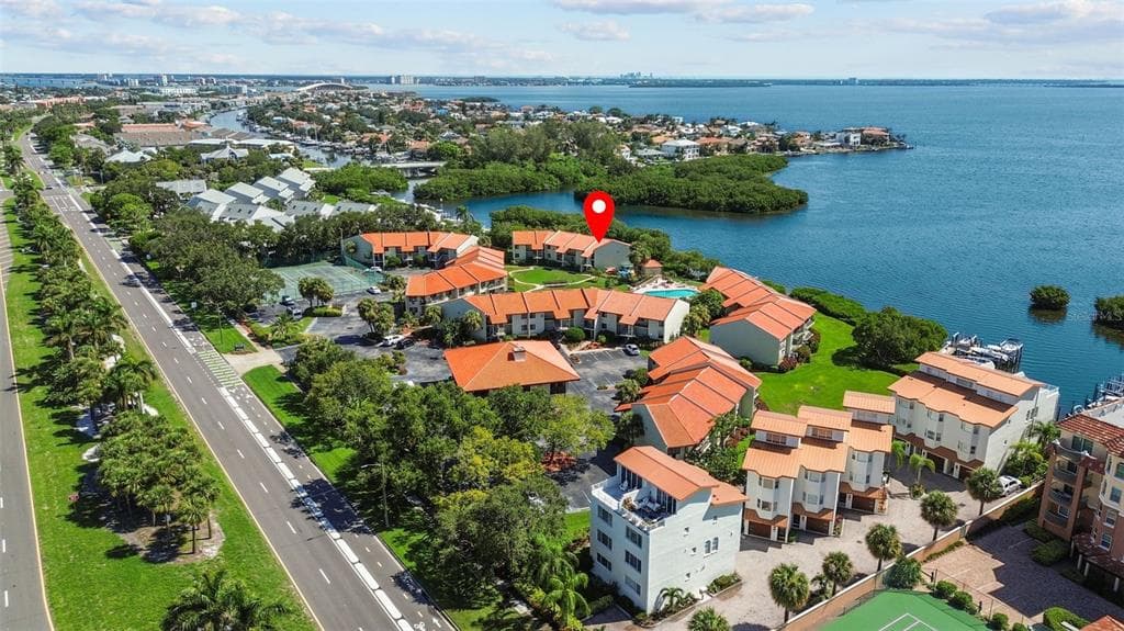 1515 PINELLAS BAYWAY S 65 photo 10
