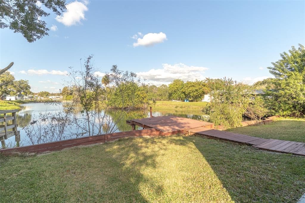 3606 LAZY LAKE DRIVE S photo 23