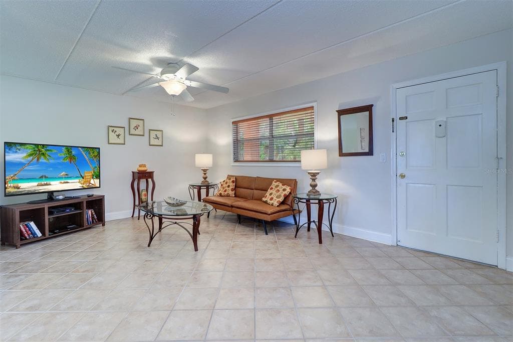 12760 INDIAN ROCKS ROAD 1004 photo 6