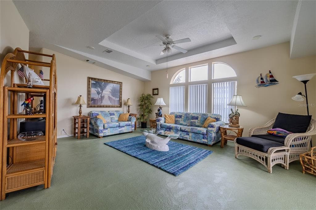 126 CHARLES STREET photo 19