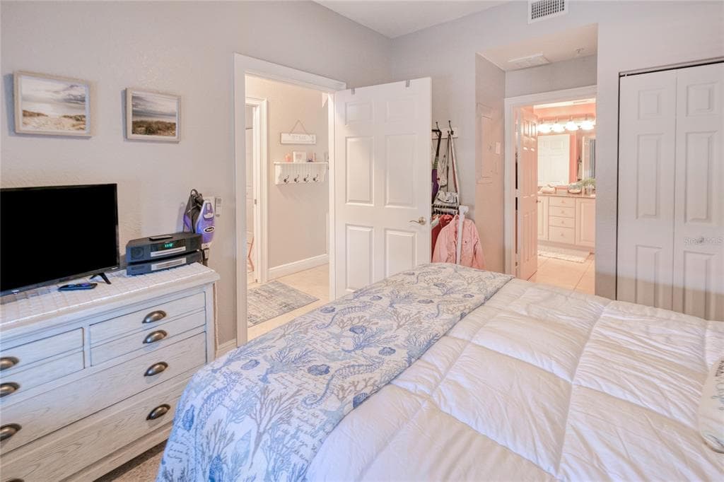 3228 PURPLE MARTIN DRIVE 113 photo 17