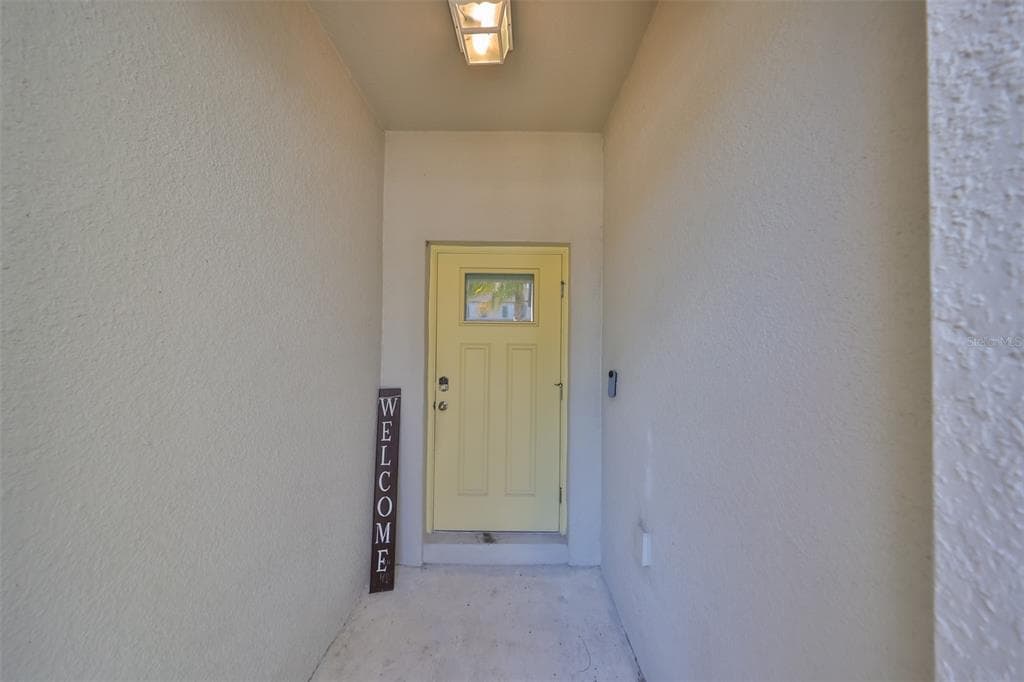 928 ROYAL EMPRESS DRIVE photo 7