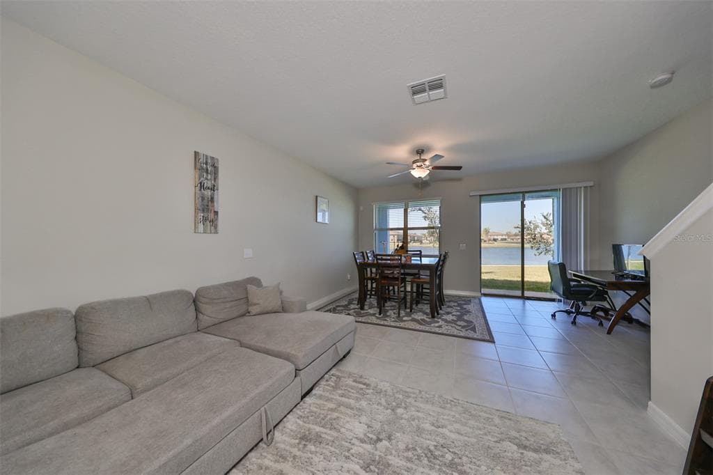 928 ROYAL EMPRESS DRIVE photo 20