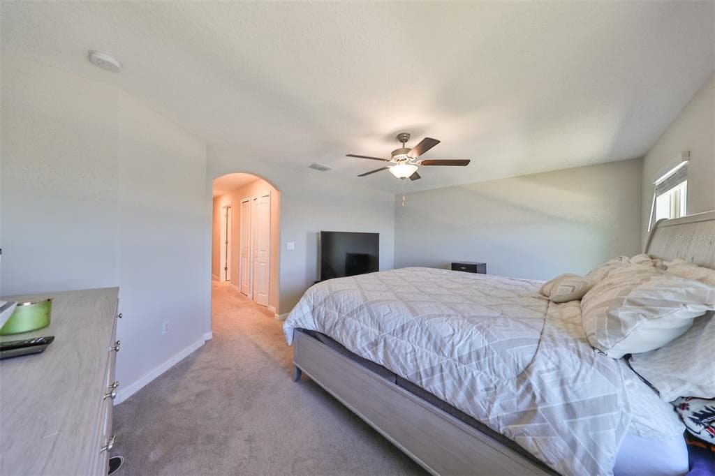 928 ROYAL EMPRESS DRIVE photo 25