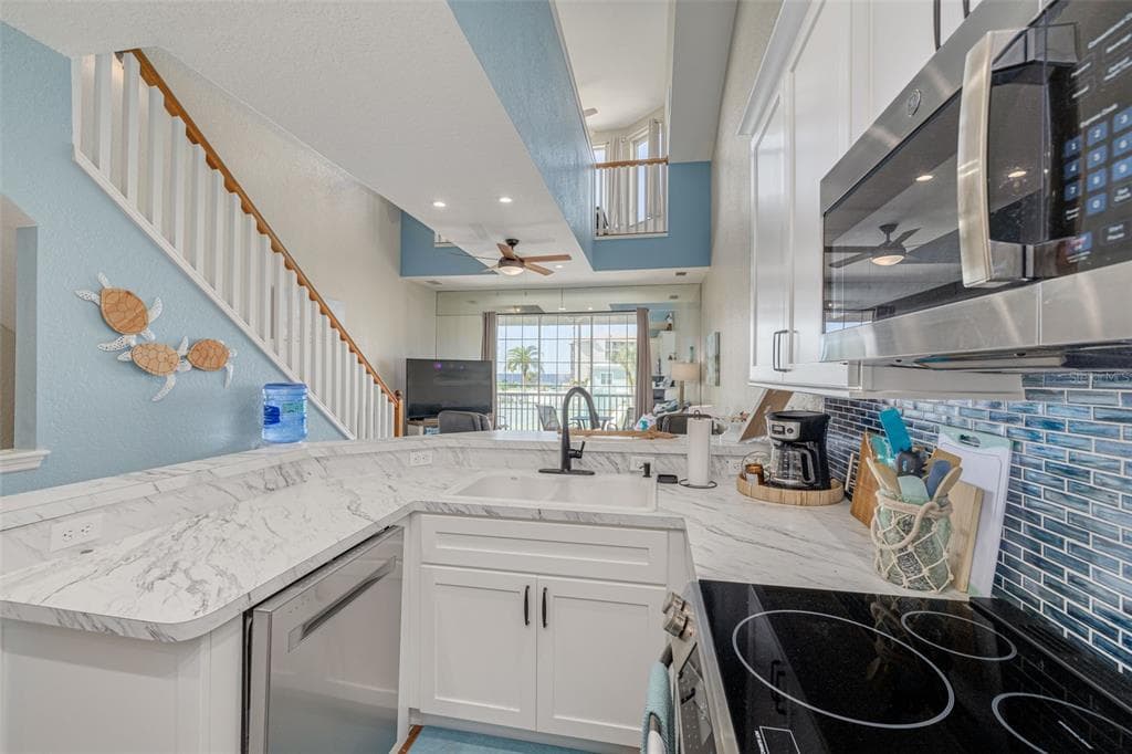 8246 AQUILA STREET photo 10