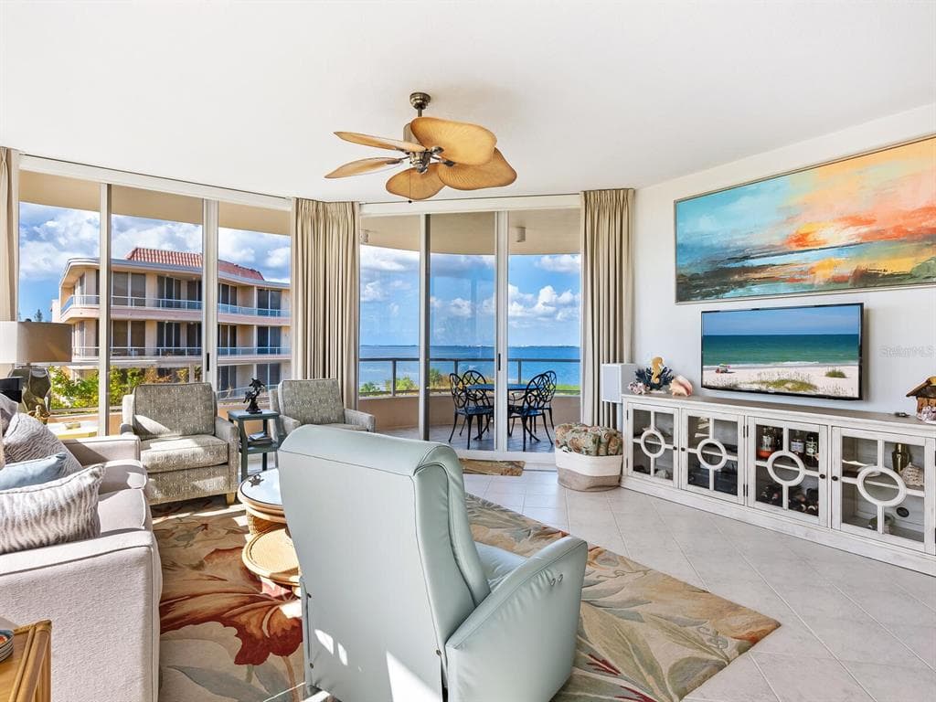 3070 GRAND BAY BOULEVARD 632 photo 10
