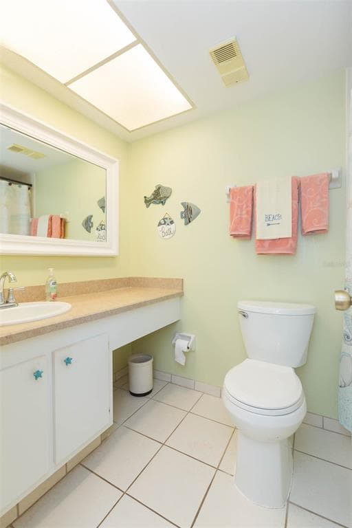 315 30 AVENUE W B201 photo 20