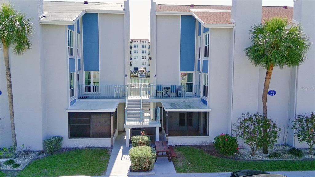 179 MEDALLION BLVD C photo 6