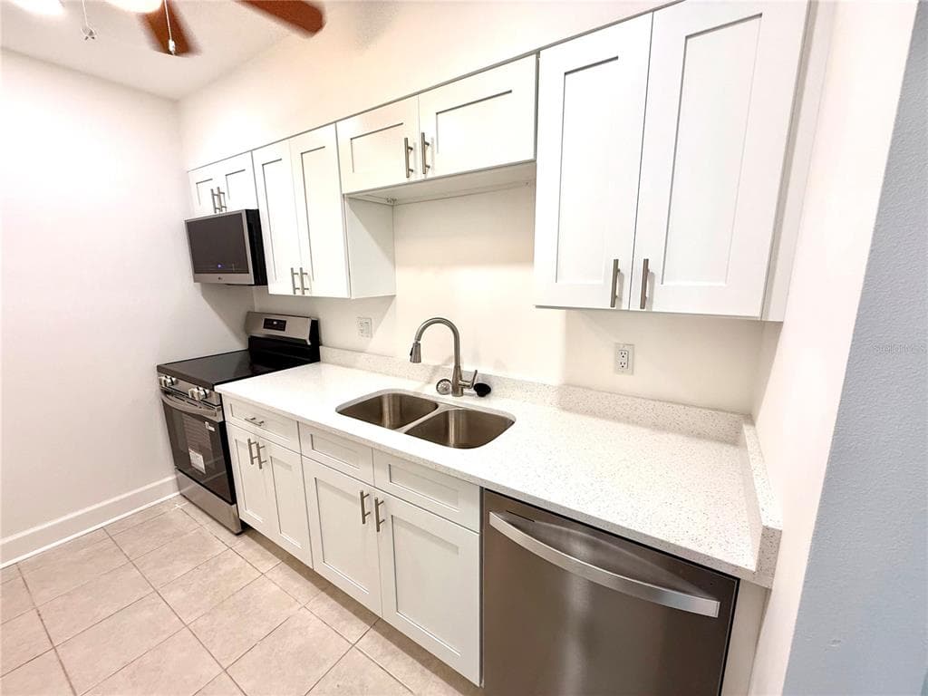179 MEDALLION BLVD C photo 17