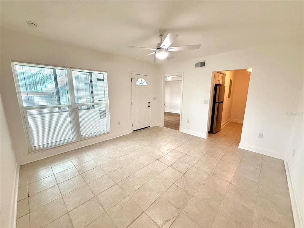 179 MEDALLION BLVD C photo 16