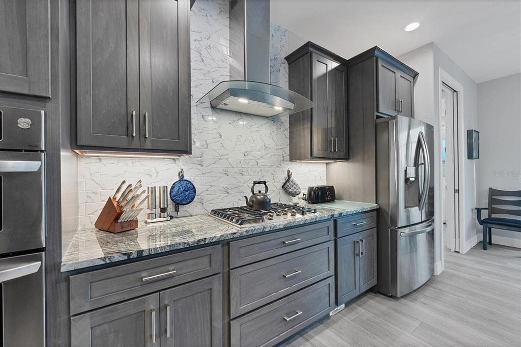 14351 HOWARD AVE photo 25