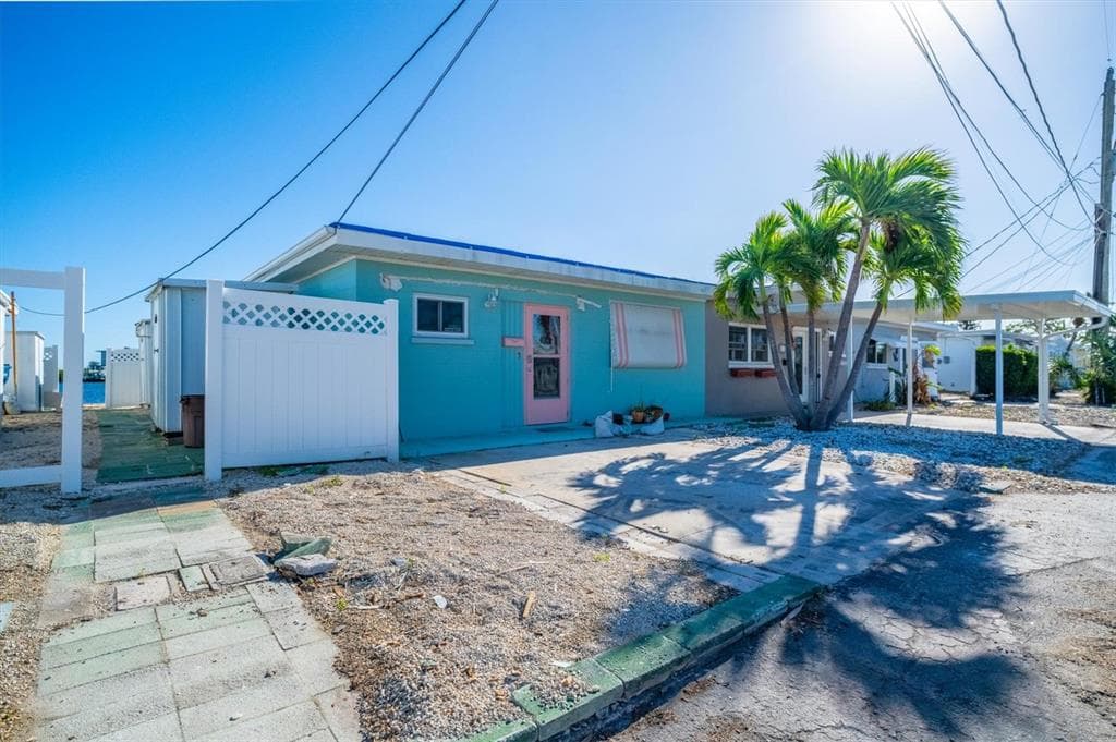 23 SEASIDE COURT 3