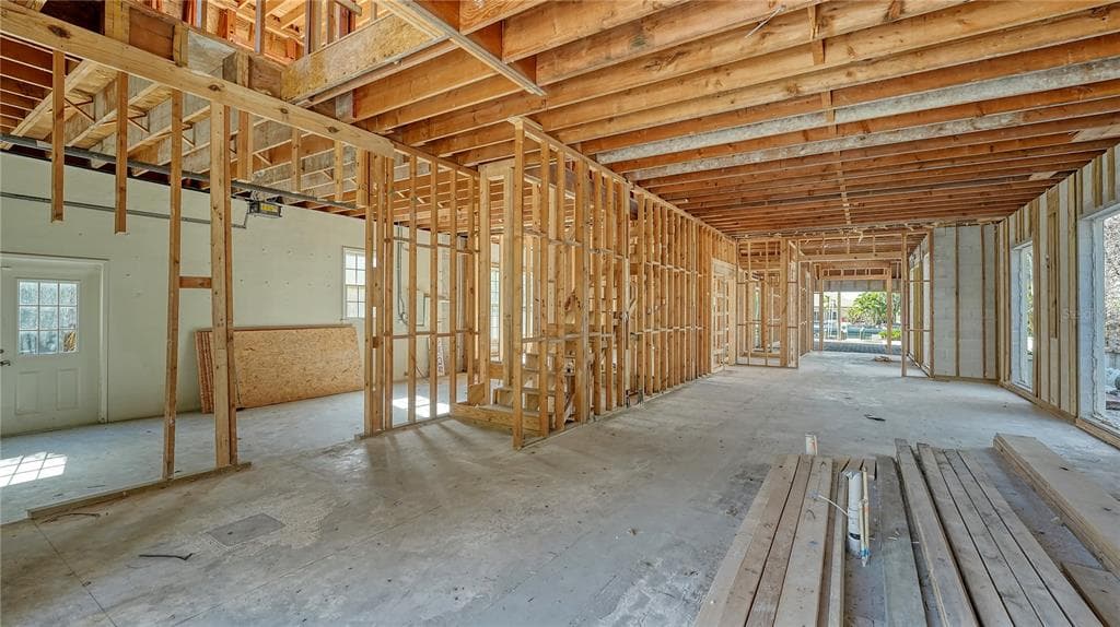 515 S WASHINGTON DRIVE photo 14