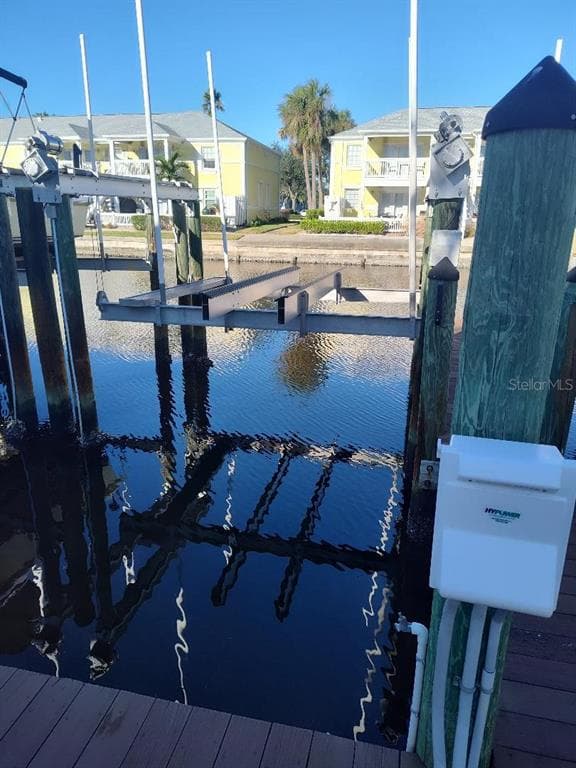 127ss COQUINA KEY DR SE DRIVE photo 1