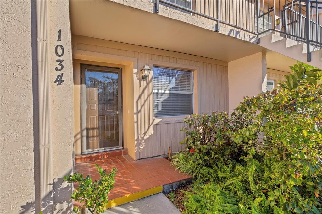 1034 BOWSPRIT LANE photo 2