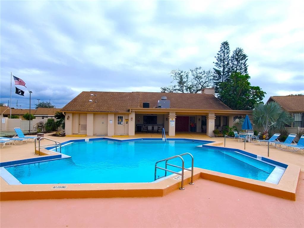 1034 BOWSPRIT LANE photo 22