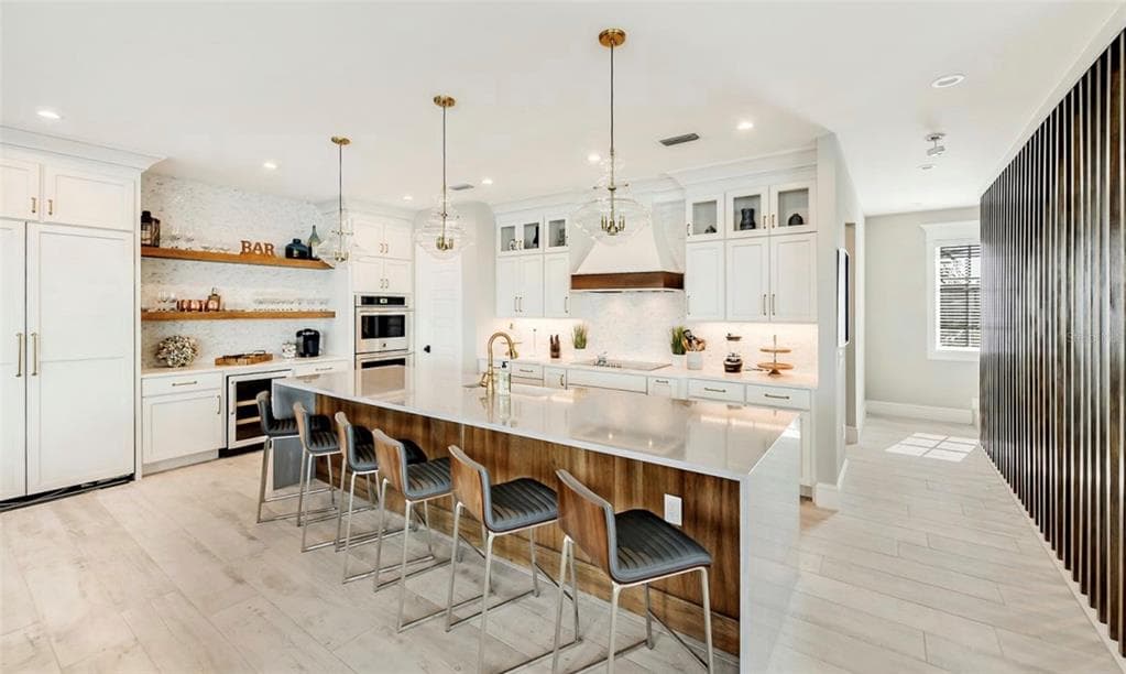 2516 AVENUE A photo 7