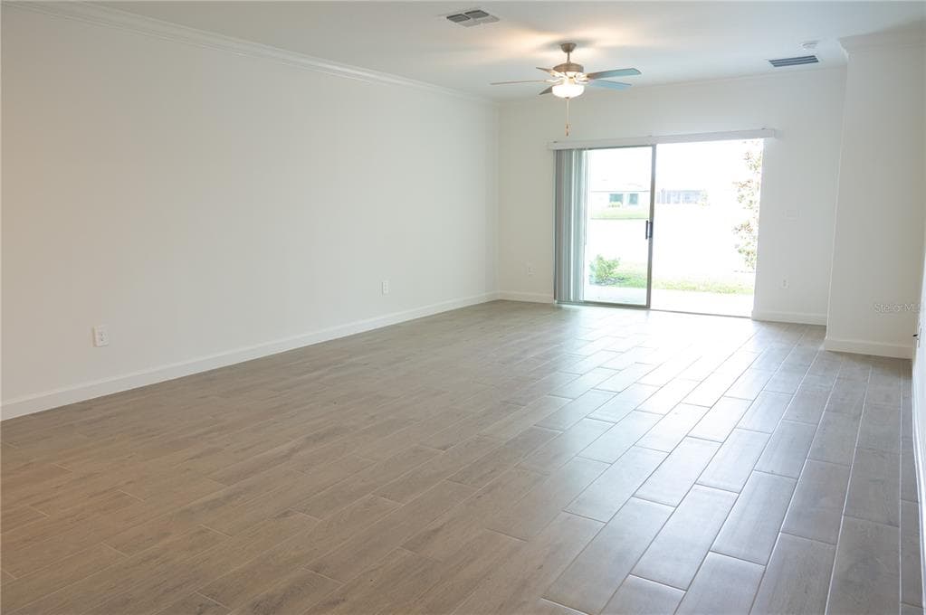 17523 HOLLY WELL AVENUE photo 12