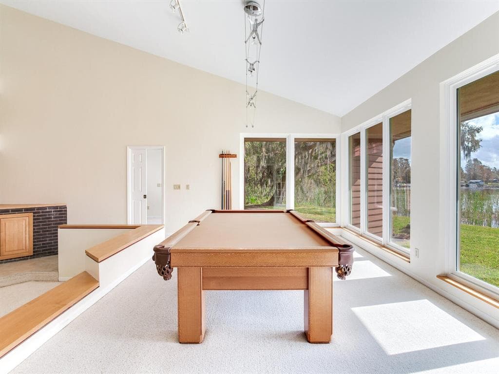 18120 WAYNE ROAD photo 23