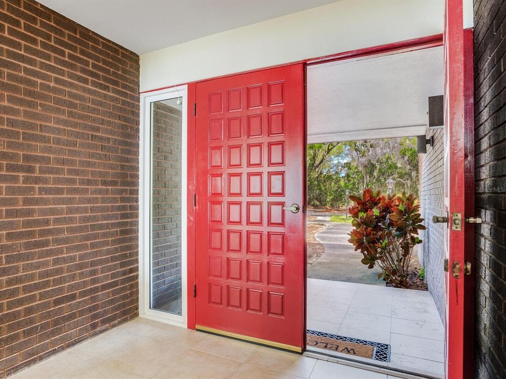 18120 WAYNE ROAD photo 15