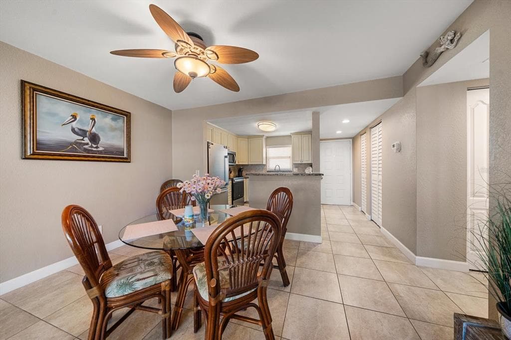 1230 GULF BOULEVARD 402 photo 13