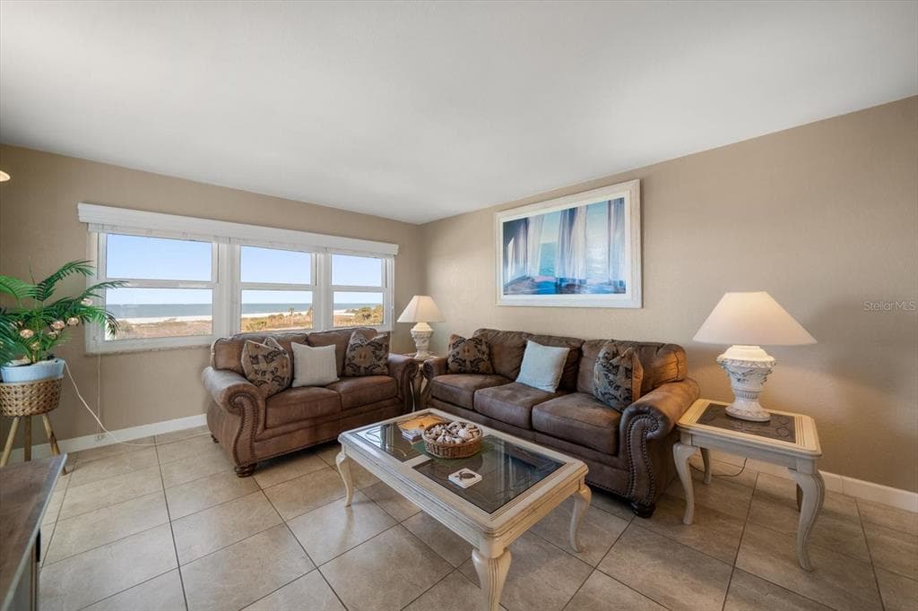 1230 GULF BOULEVARD 402 photo 10