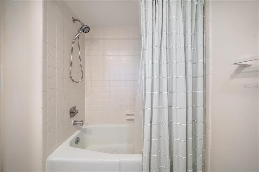 1230 GULF BOULEVARD 402 photo 25